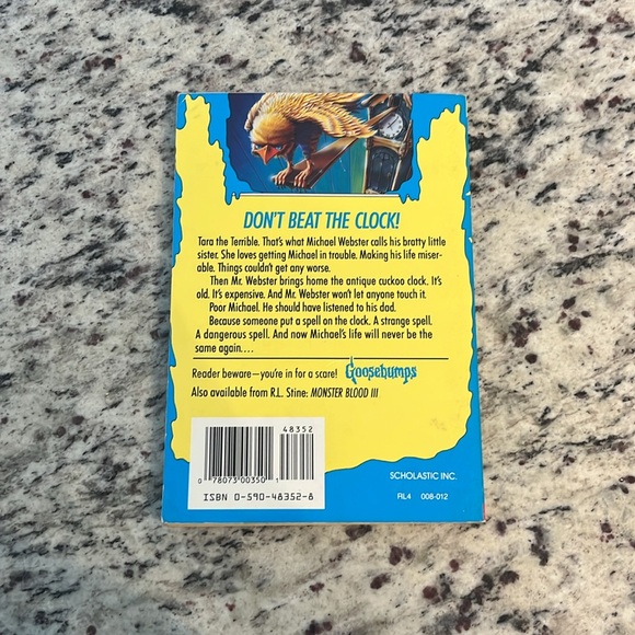 R.L. Stine Goosebumps The Cuckoo Clock Of Doom #28 1995 5th print - Picture 3 of 4